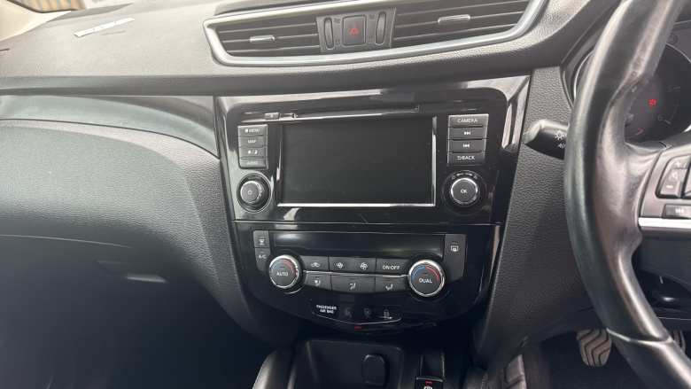 Nissan Qashqai 1.5 dCi 115 Acenta Premium 5dr Diesel Hatchback
